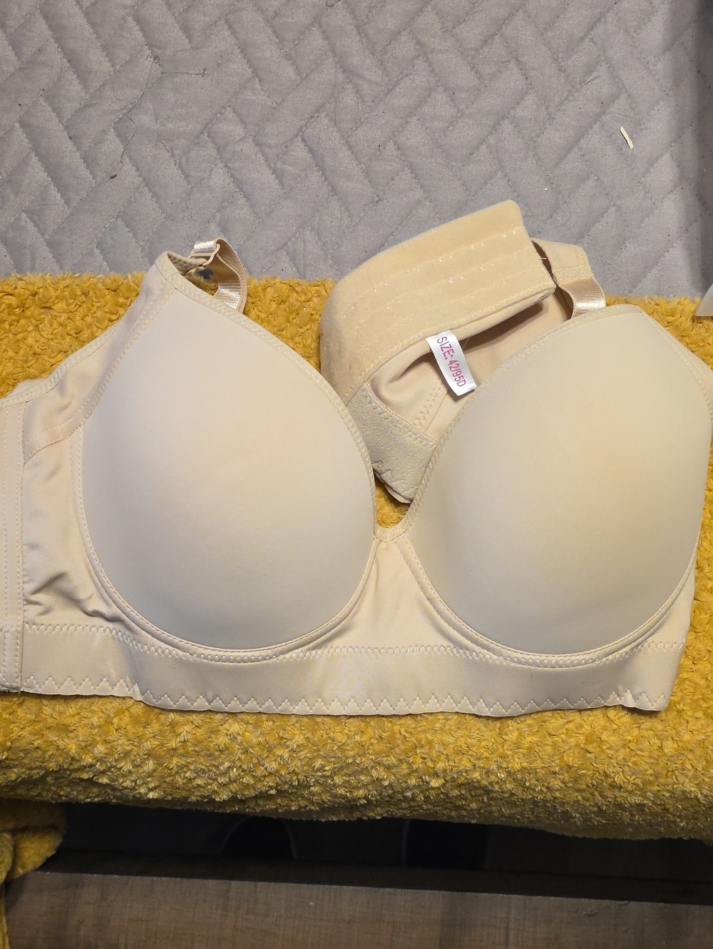 Smooth Nude T-Shirt Bra with Lightly Padded Cups